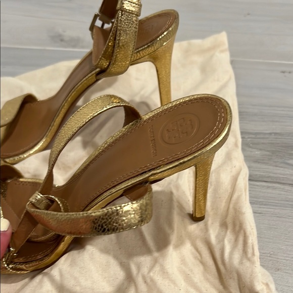 Tory Burch Gold and Brown Heels Elegant Design - Picture 2 of 7